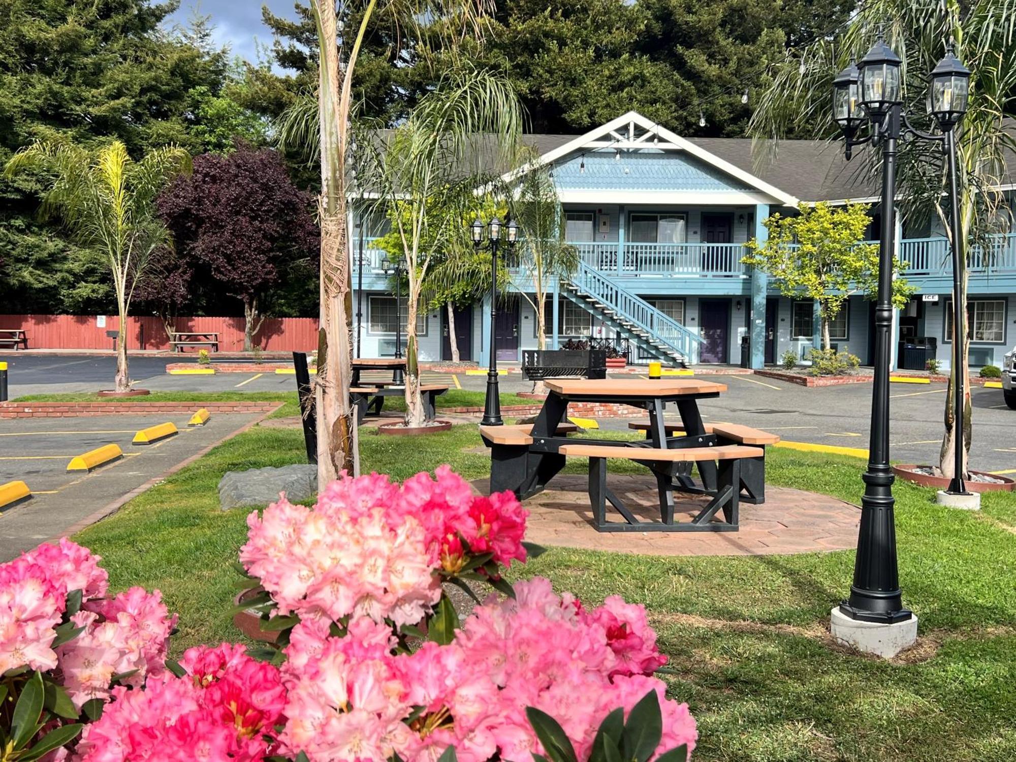 Western Country Hotel